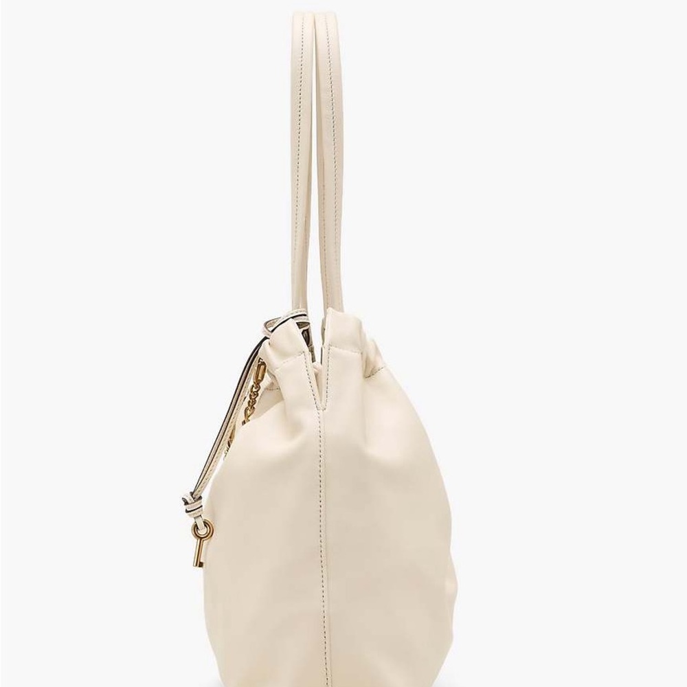 Marc Jacob’s The Cristina Tote - Picture 6 of 11